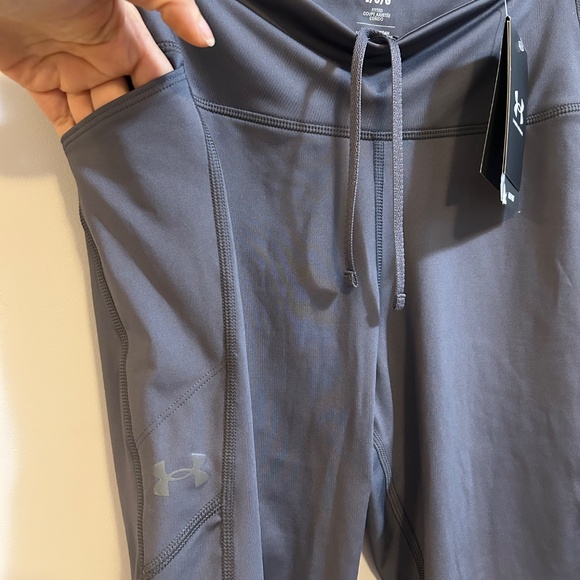 Under Armour high Rise Ankle Legging size L - Picture 5 of 8
